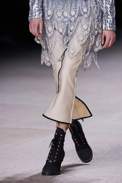 Look 120